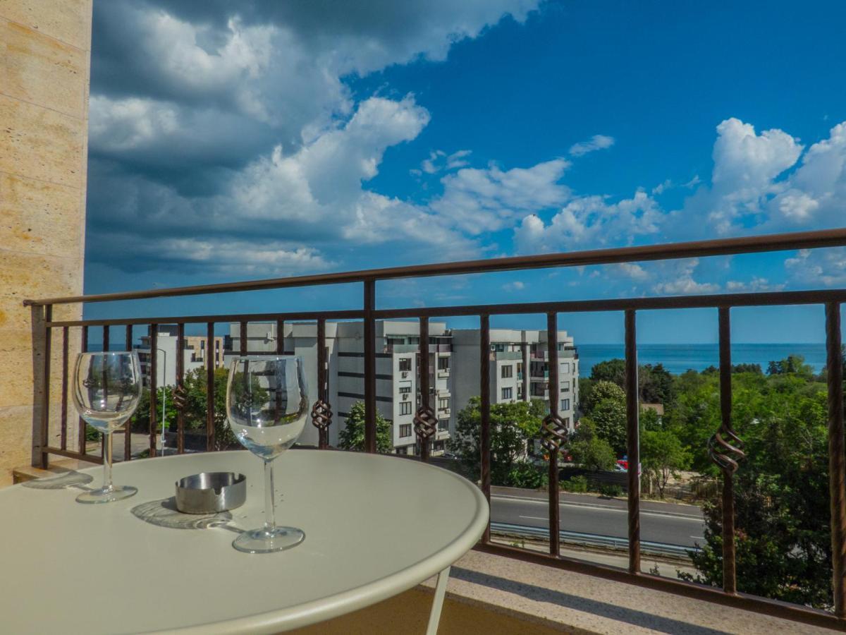 Private Apartment In Cypress Complex 15 Varna Luaran gambar
